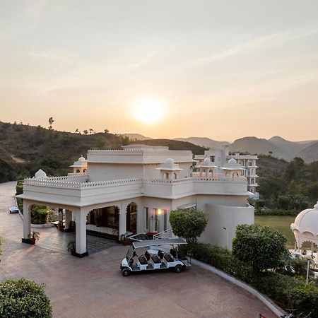 Sayaji Resorts & Spa Удайпур Экстерьер фото